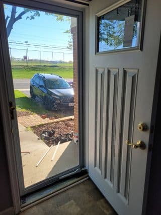 Omega Doors and Locks completed project photo 35: 320 (18)