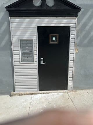 Omega Doors and Locks completed project photo 68: 320 (51)