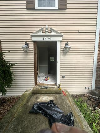 Omega Doors and Locks completed project photo 70: 320 (53)